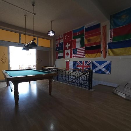 Red Roof Seaview Hotel Баку Экстерьер фото
