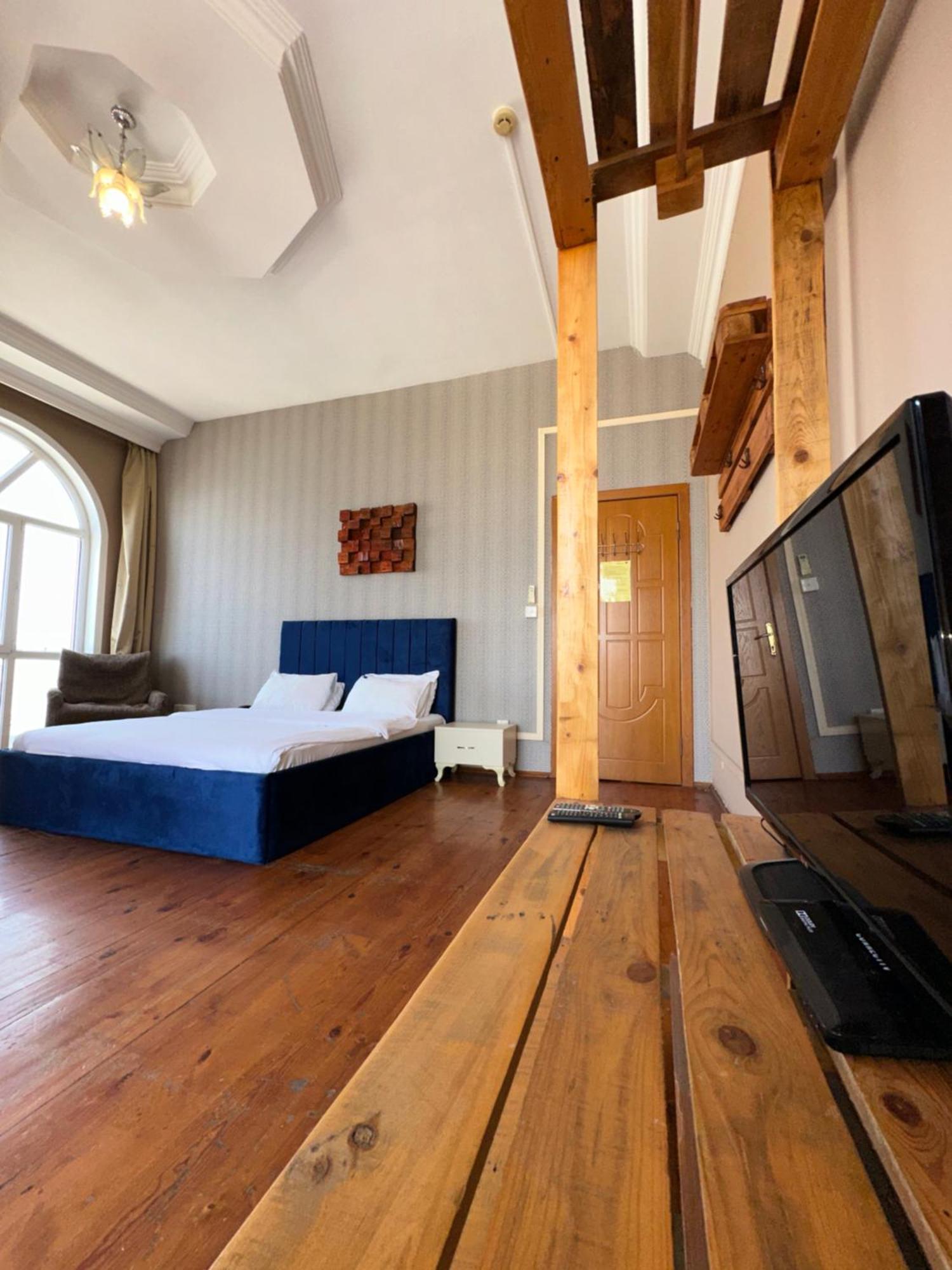 Red Roof Seaview Hotel Баку Экстерьер фото