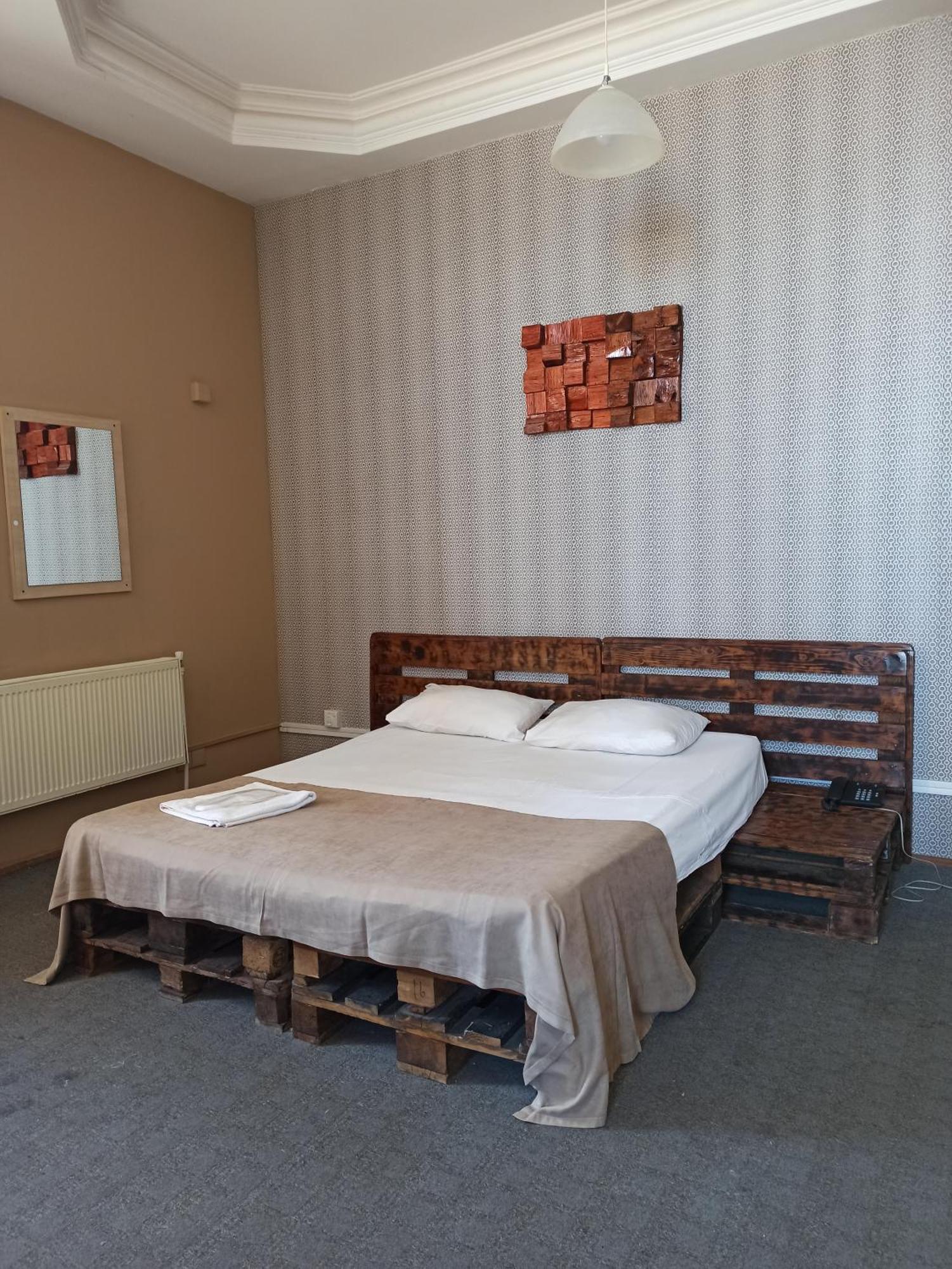 Red Roof Seaview Hotel Баку Экстерьер фото
